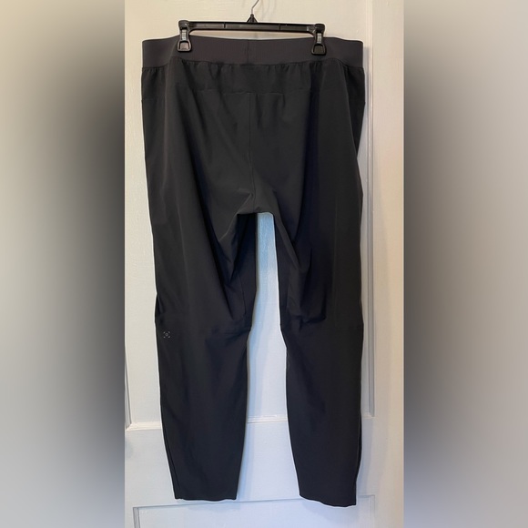 lululemon athletica Other - Lululemon In Mind Pant 30” Graphite Grey Jogger